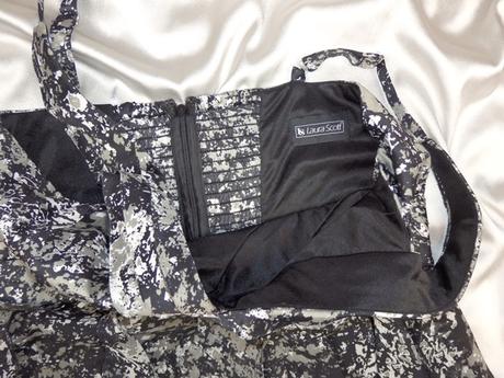 Luxusné elegantné šaty, 42