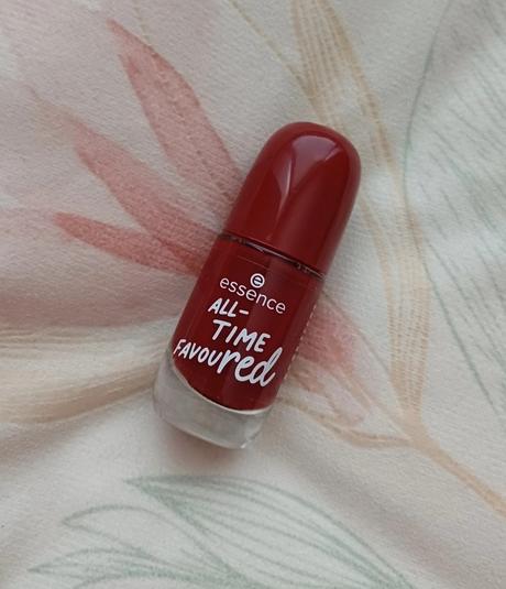 Essence lak na nechty burgundy, 