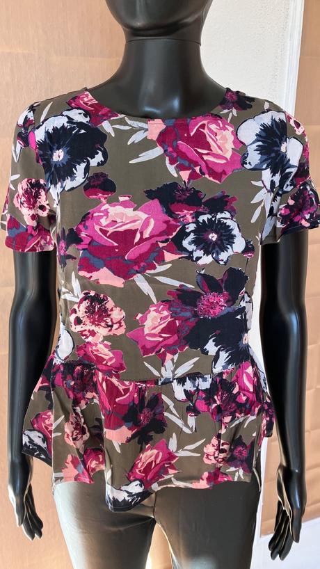 Kvetované tričko krátky rukáv vila (xs), xs