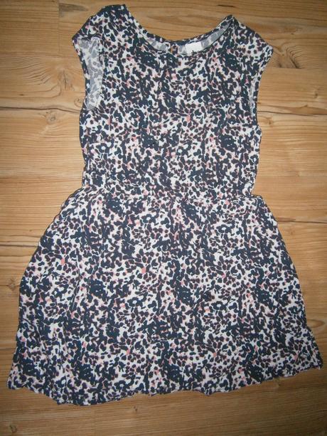 Šaty po 3 eur/ks, c&a,134