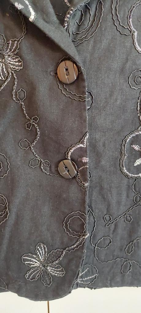 Sako, 44