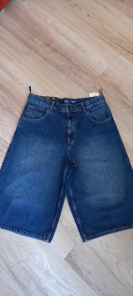 Rifľové kraťasy baggy style, c&a,176