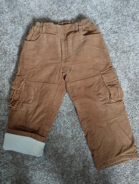 Oteplené  menčestrové nohavice, 110