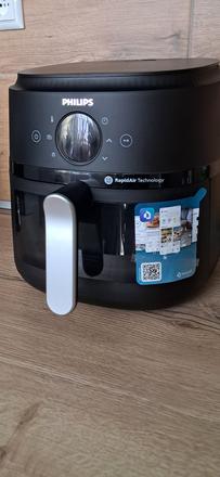 Ponúkam na predaj teplovzdušné fritézu, philips