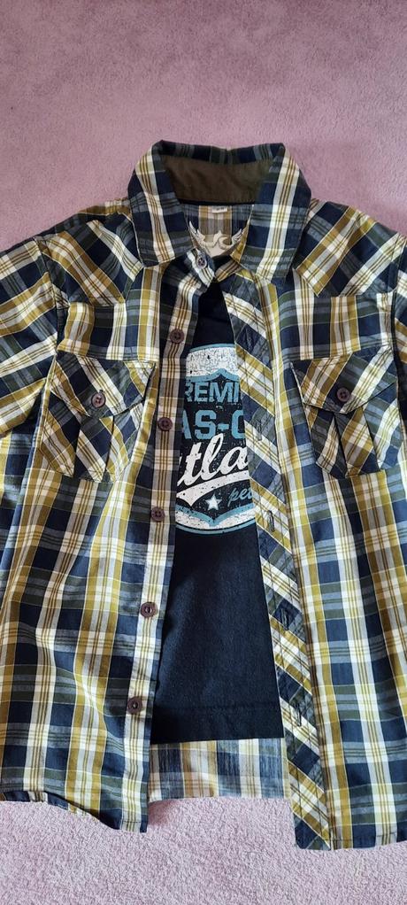 Károvaná košeľa so všitým tričkom, 110