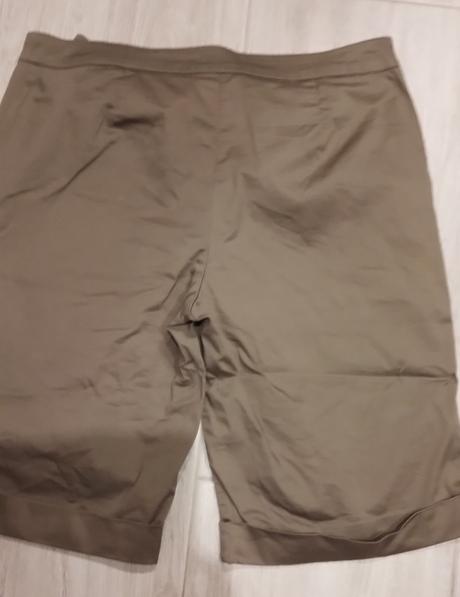 Šortky, bonprix,44