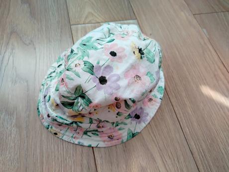 Dievčenský klobúčik, h&m,122