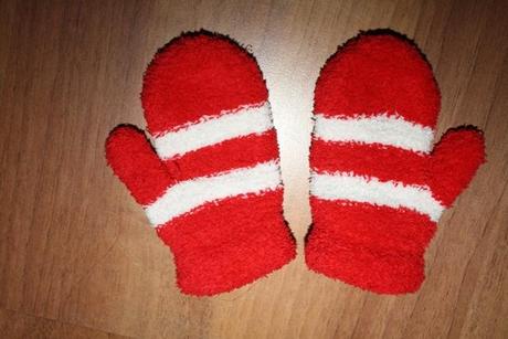 Teplé rukavičky, 80