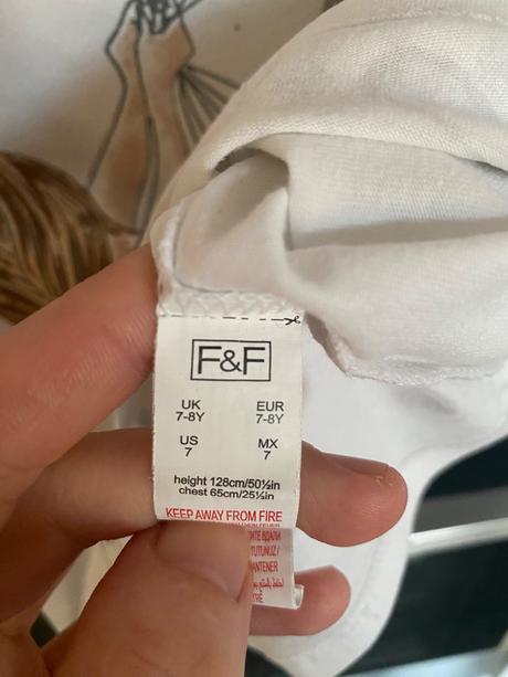 Dievčenské tričko velk.128, f&f,128