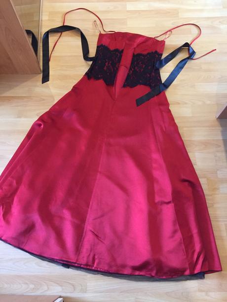 Nadherne carmen saty, c&a,36