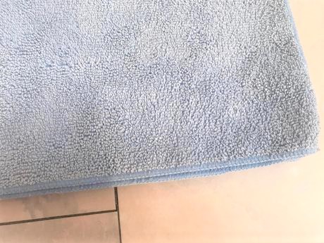 Vysokosavá utierka z mikrovlákna,