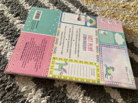 Svet plný jednorožcov blok,