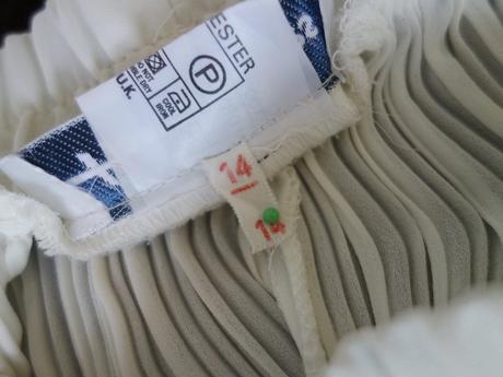 Biela plisovaná sukňa veľ. l, l