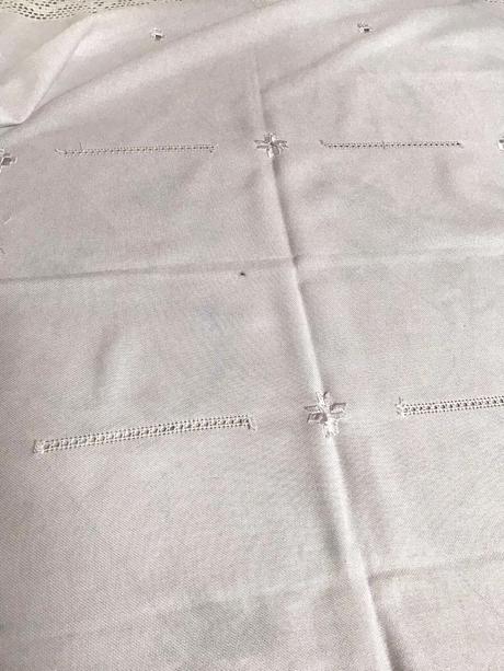 Veľký sviatočný luxusný obrus, 