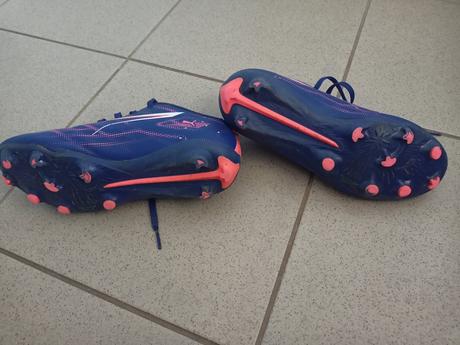Kopačky zn. puma ultra veľ. 35,5, 35