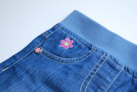 Pekné pohodlné rifle , lupilu,74