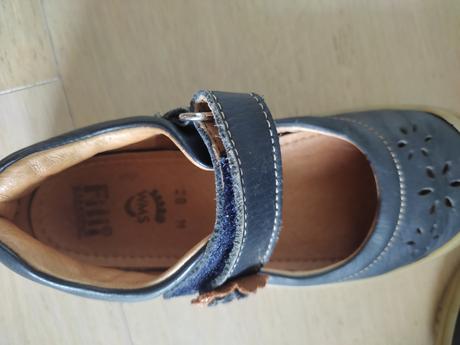 Kožené sandále, filii,28