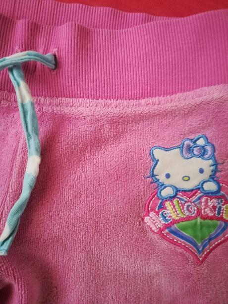 Tepláky hellou kitty, marks & spencer,104