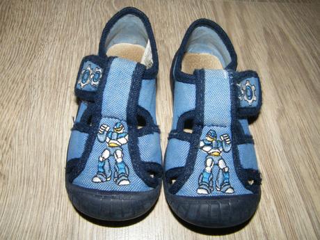 Papuče s koženou stielkou ccc obuv, 24