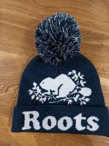 Zimná čiapka roots,