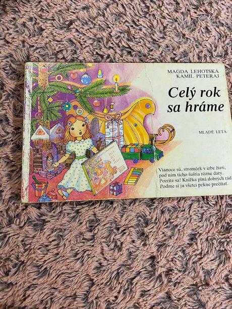 Celý rok sa hráme kamil peteraj magda lehotská,