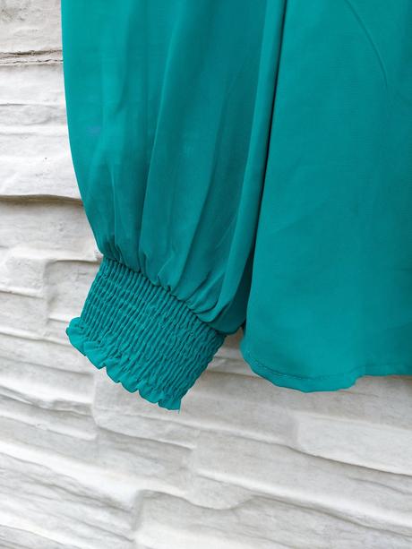 Zelená blúzka s mašľou, 34