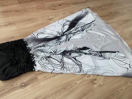 Vzorované šaty, xs