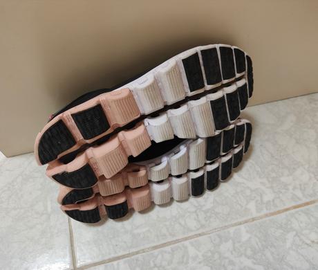 Bežecké tenisky on cloud, 37