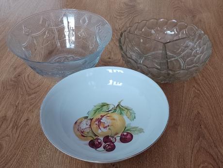 Predam keramicke pohare a salky, 