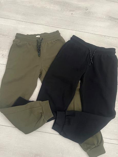 Teplaky chlapec, 122–134