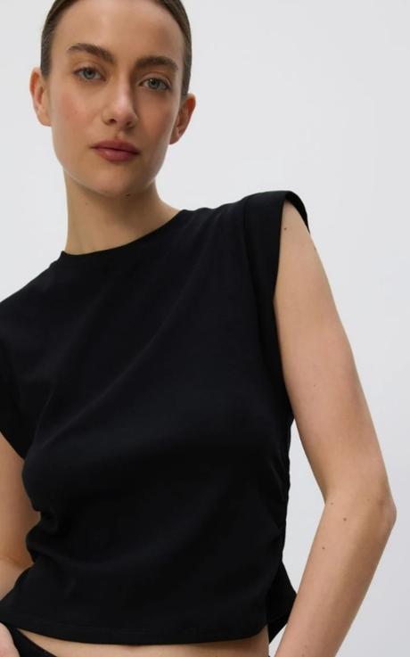 2 x top reserved s /m, reserved,s