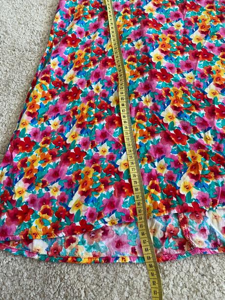 Kvetinove letne saty, s