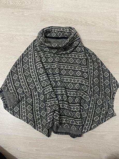 Dievčenské pončo, 152