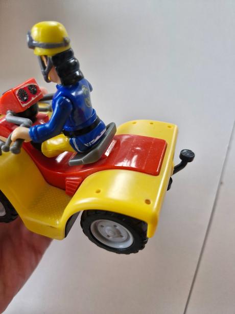 Autá požiarnik sam, 