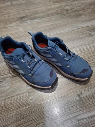 Športove tenisky, adidas,39