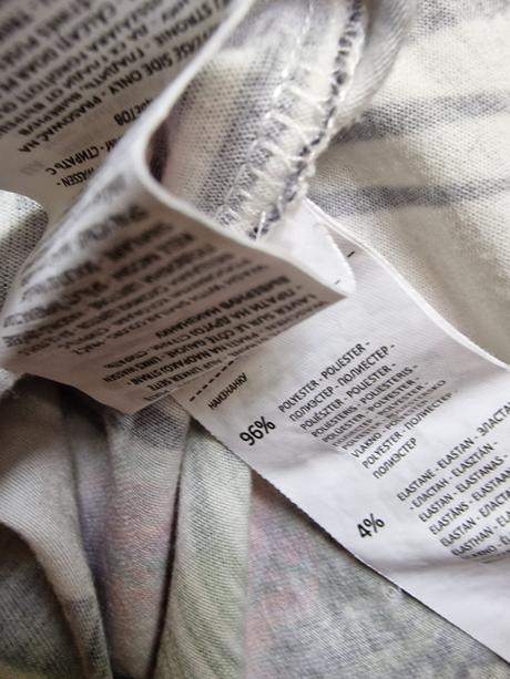 Letny top, reserved,s