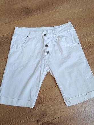 Biele latkove ktatasy s, s