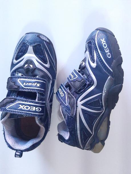 Grox kožene tenisky 31, geox,31