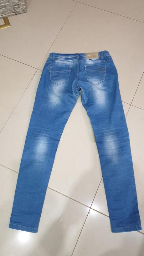 Dámske rifle bedrové, l