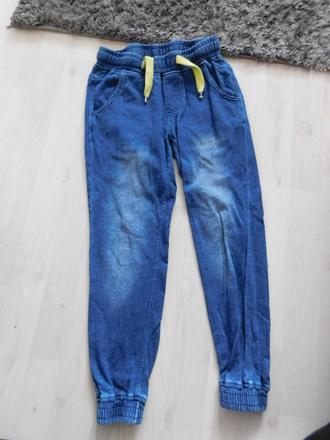 Teplákové nohavice č.116-122, 122