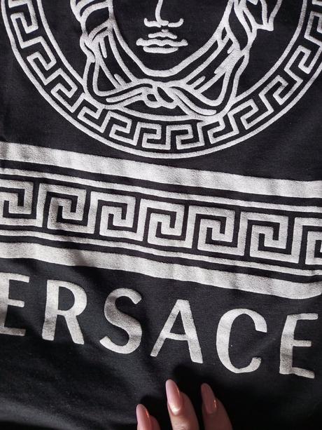 Sukňa a tricko, versace,s