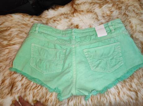 Riflové bedrové kraťasy, 28