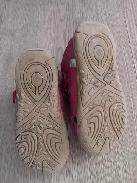 Celokožené sandále, protetika,25