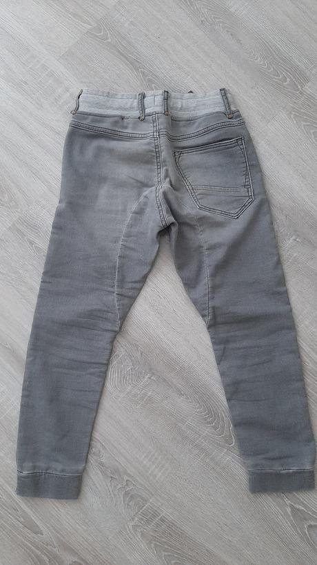 Frajerské rifle, h&m,128