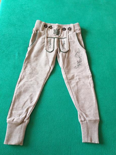 Štýlové tepláčiky, 116