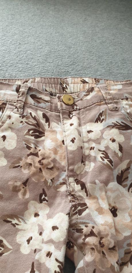 Nohavice č.116-122, 116