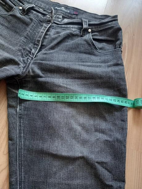 Rifle pod kolená 28, 28