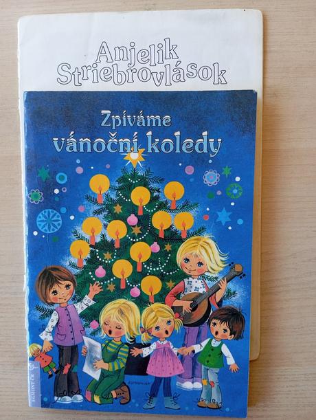 Disney 2x kniha - anjelik striebrovlások a koledy,