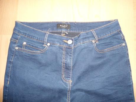 Damske klasicke tmavomodre elasticke rifle, l