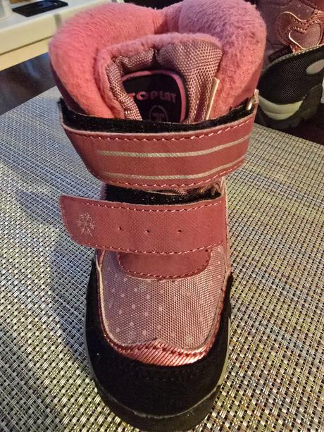 Snehule znacky toplay velkosť 22, 22